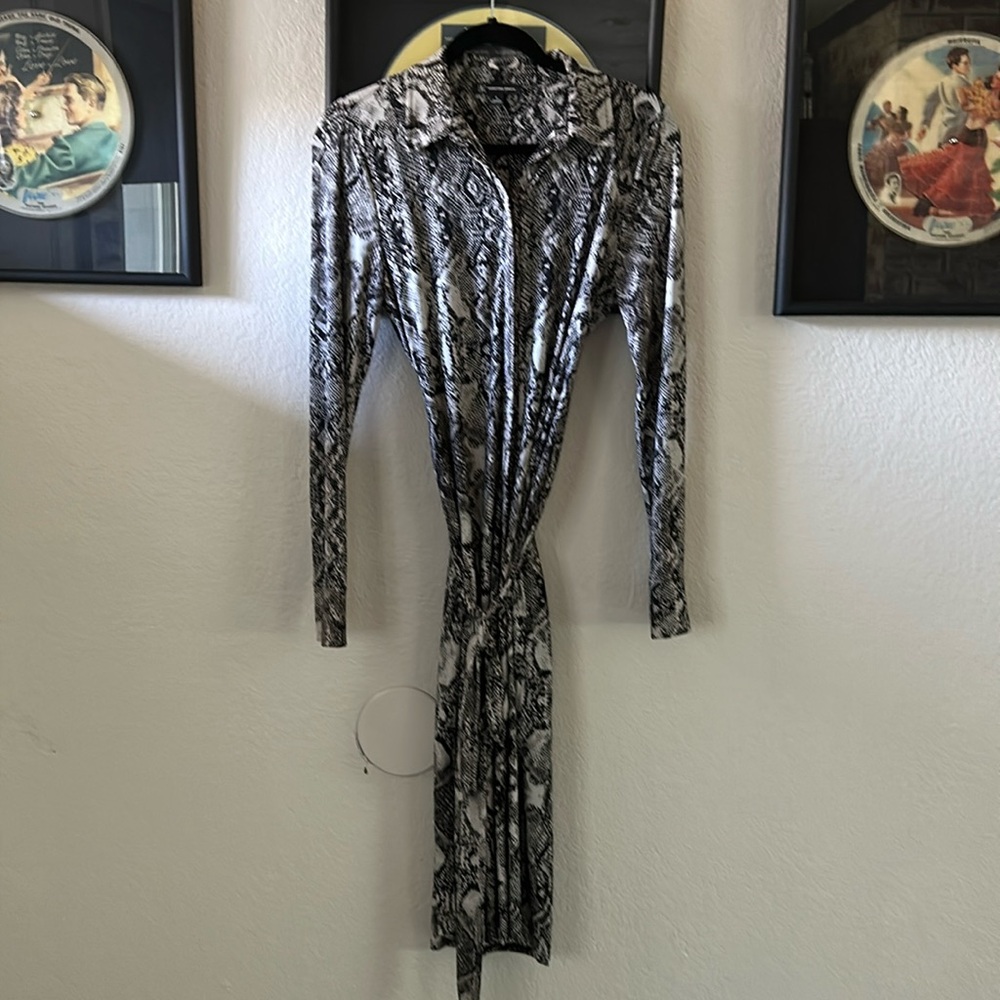 INC International Concepts Silver and Black Long Sleeve Dress